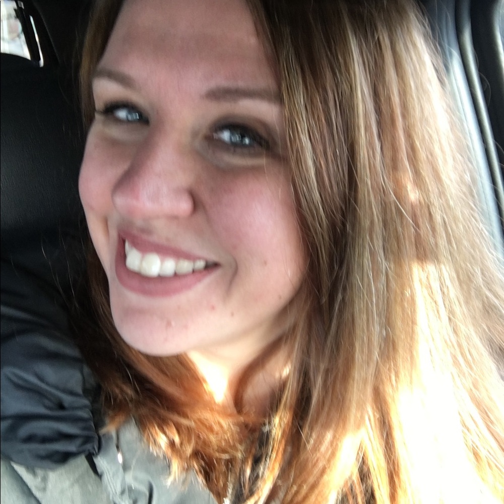 Meet your Posher, Julie